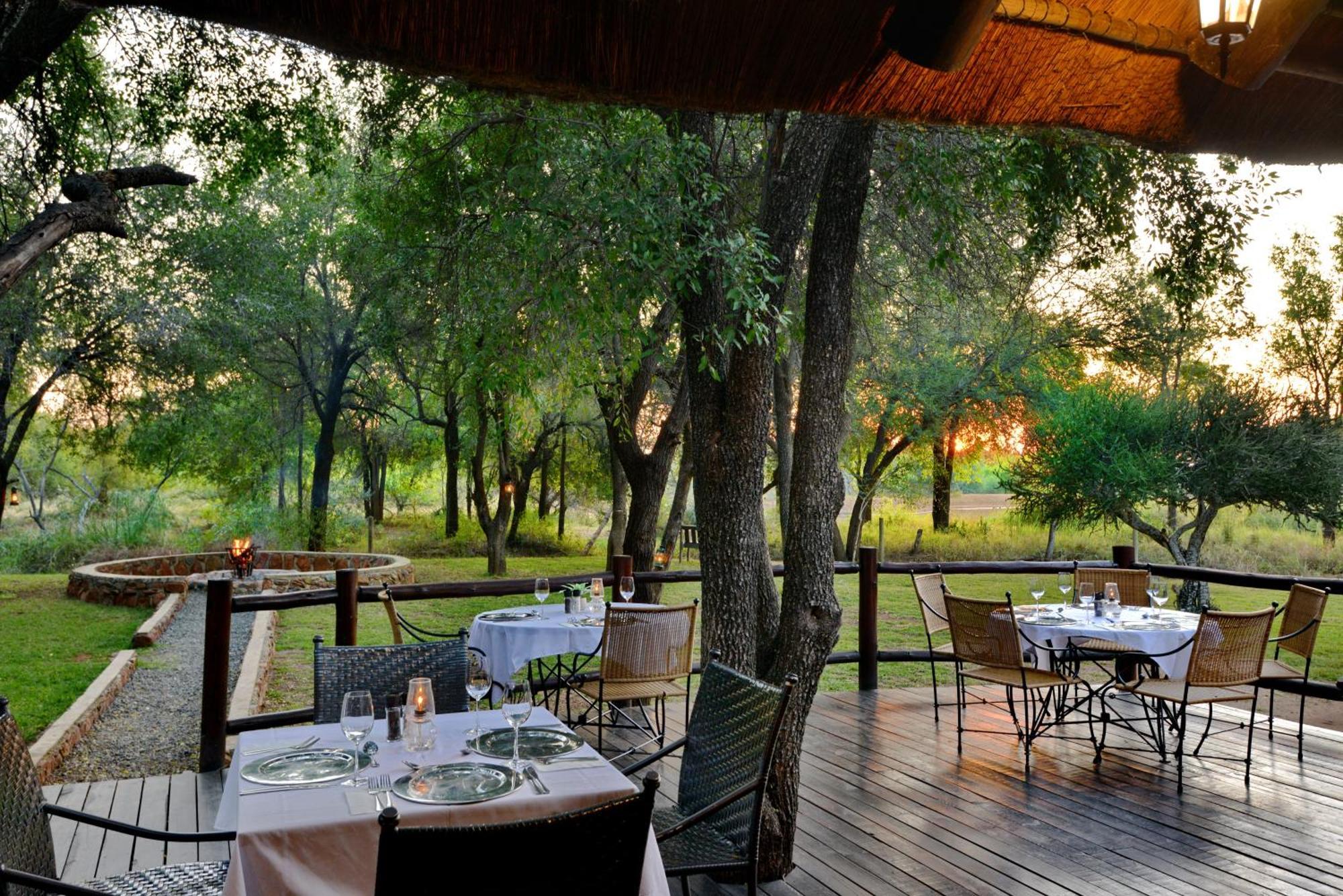 Black Rhino Game Lodge Pilanesberg Bagian luar foto