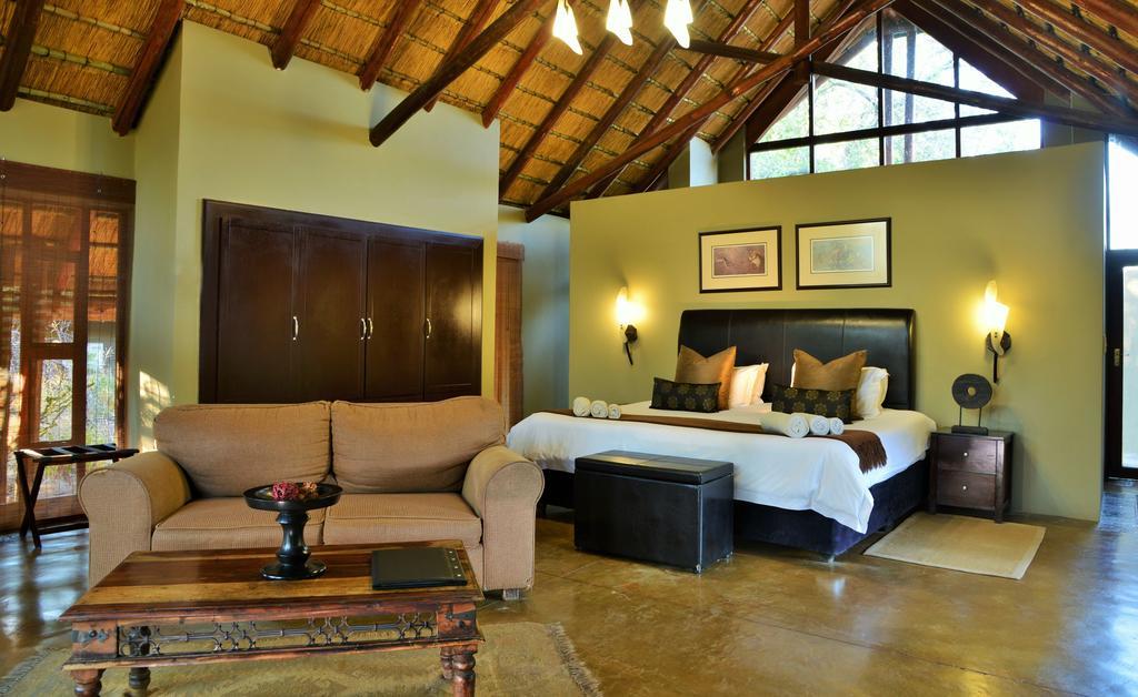 Black Rhino Game Lodge Pilanesberg Bagian luar foto